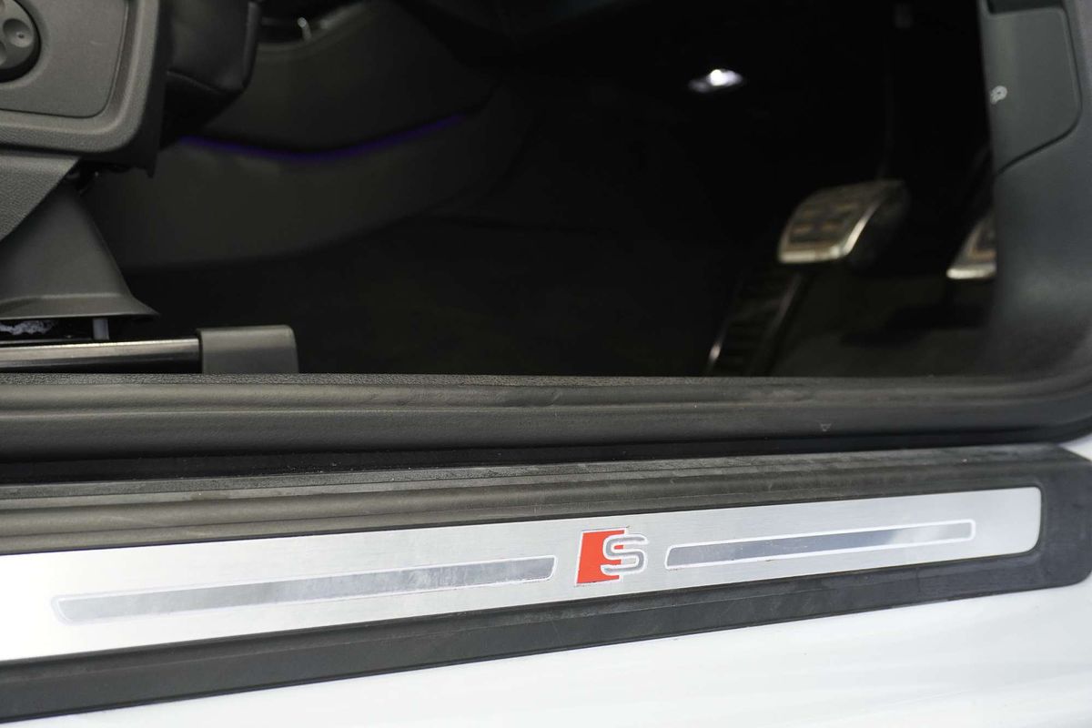 2024 Audi SQ5 TDI FY