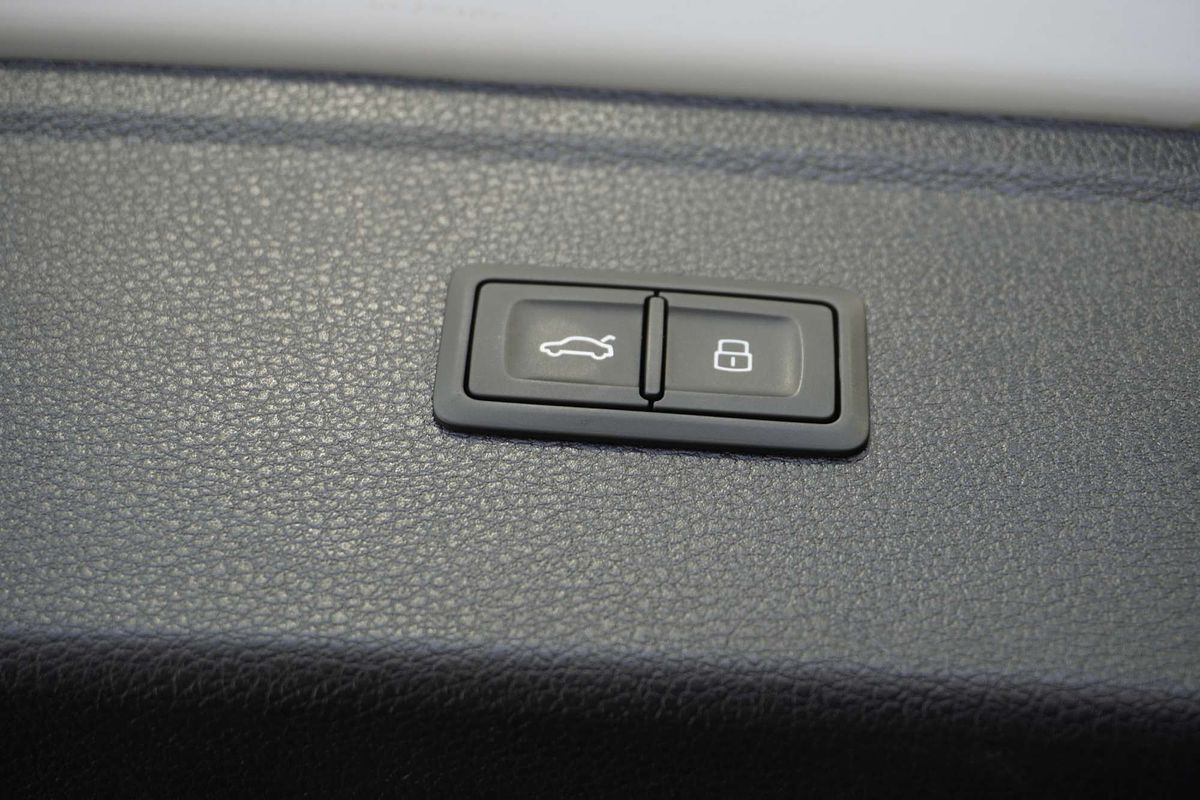2024 Audi SQ5 TDI FY