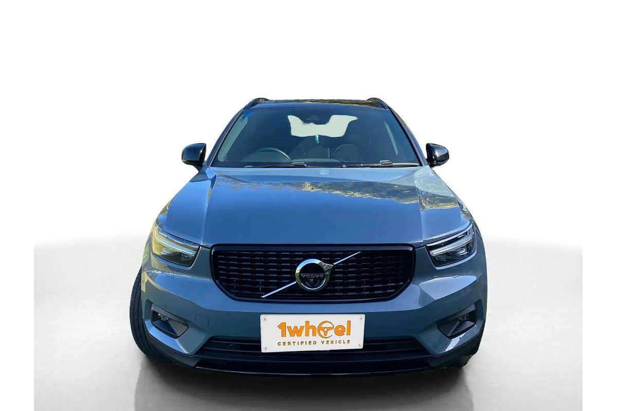 2019 Volvo XC40 T5 R-Design