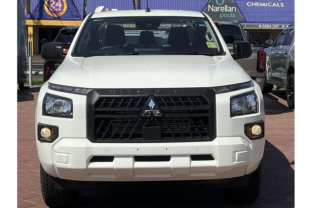 2024 Mitsubishi Triton GLX MV 4X4