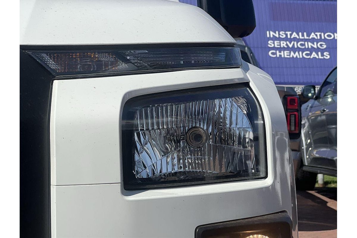 2024 Mitsubishi Triton GLX MV 4X4