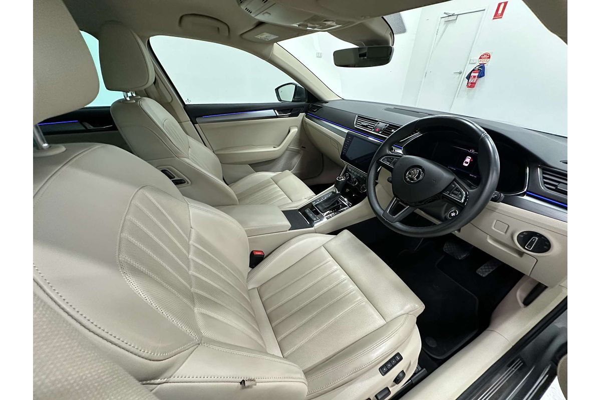 2019 SKODA Superb 162TSI NP