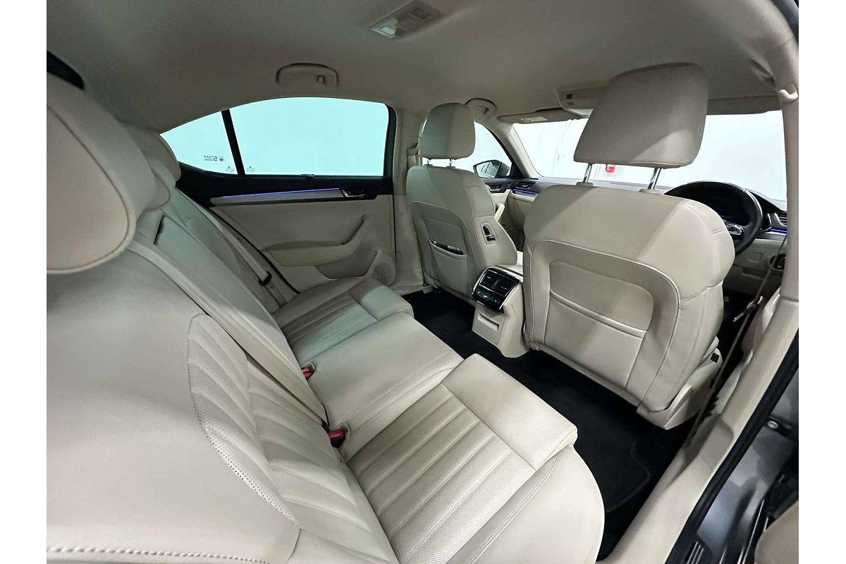 2019 SKODA Superb 162TSI NP