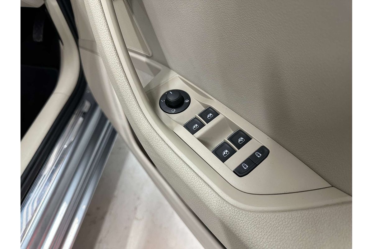 2019 SKODA Superb 162TSI NP