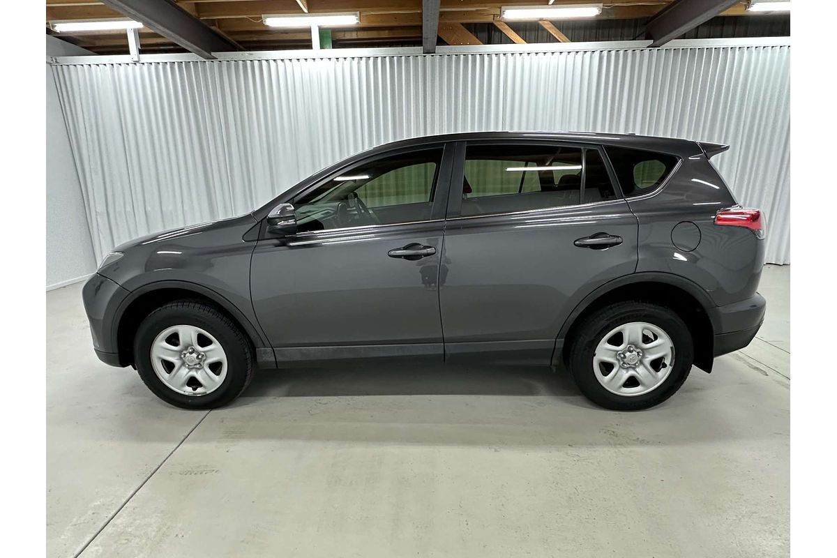 2017 Toyota RAV4 GX ZSA42R
