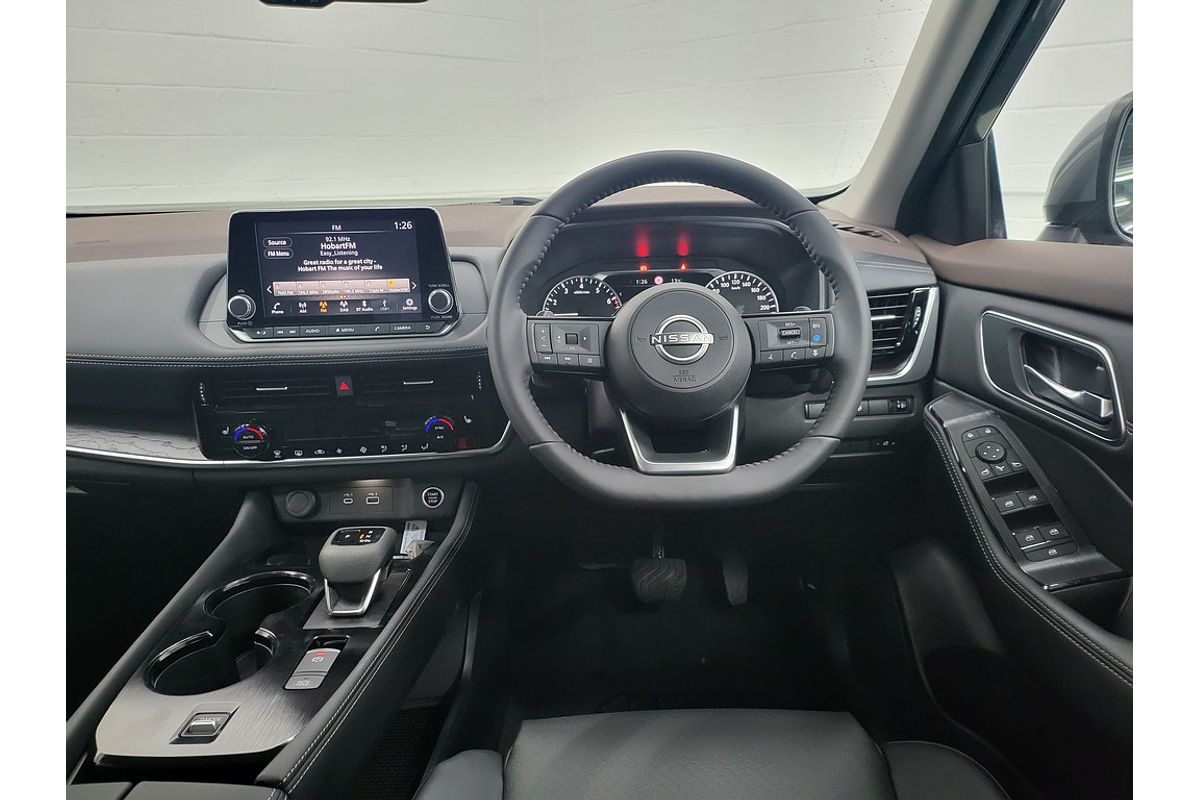 2024 Nissan X-TRAIL ST-L T33
