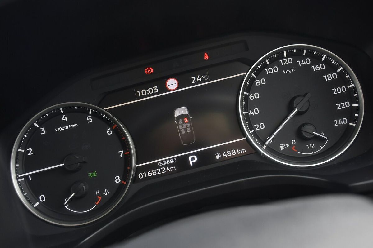 2023 Mitsubishi Outlander ES ZM
