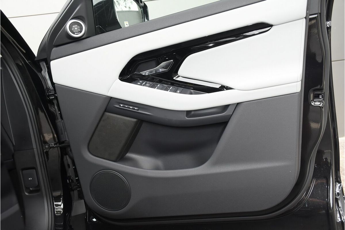 2024 Land Rover Range Rover Evoque P250 Dynamic SE L551
