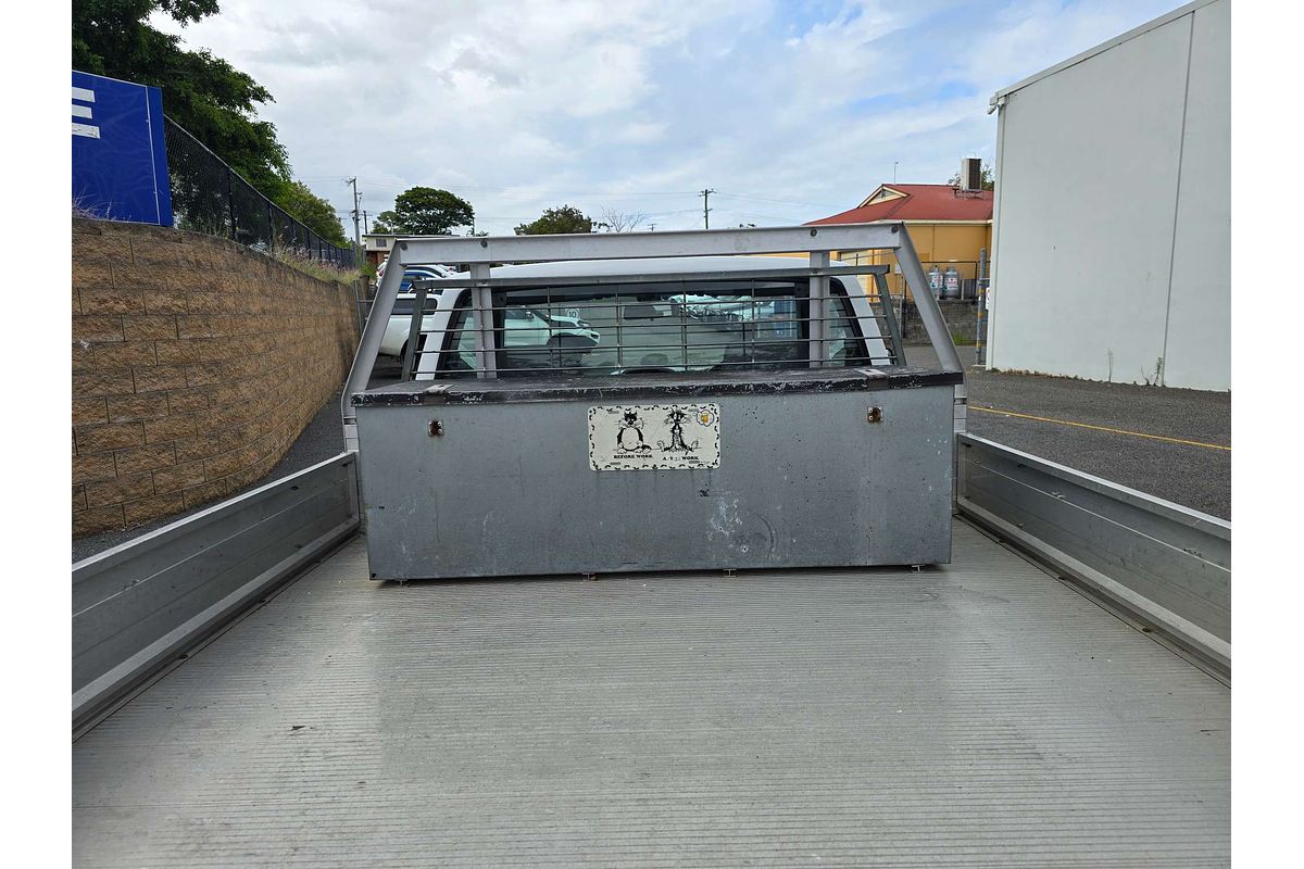 2010 Nissan Navara DX D22 Rear Wheel Drive