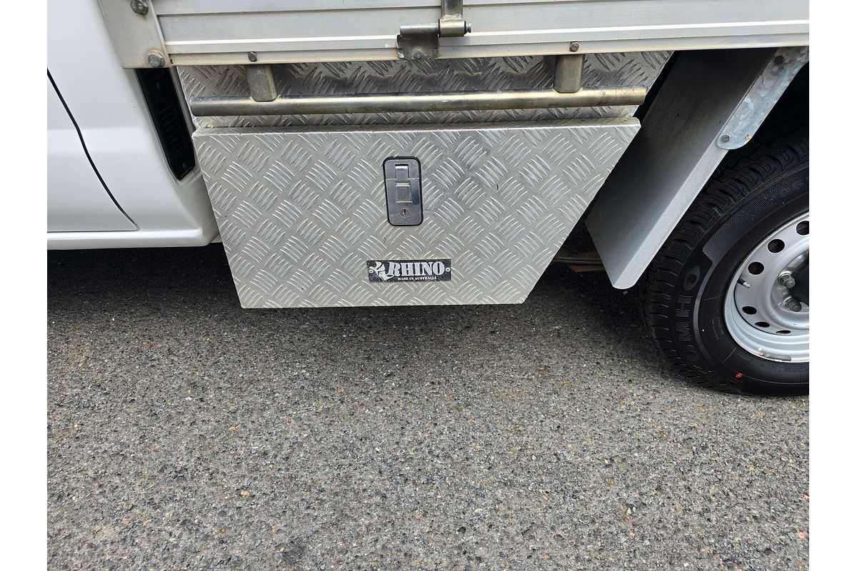 2010 Nissan Navara DX D22 Rear Wheel Drive
