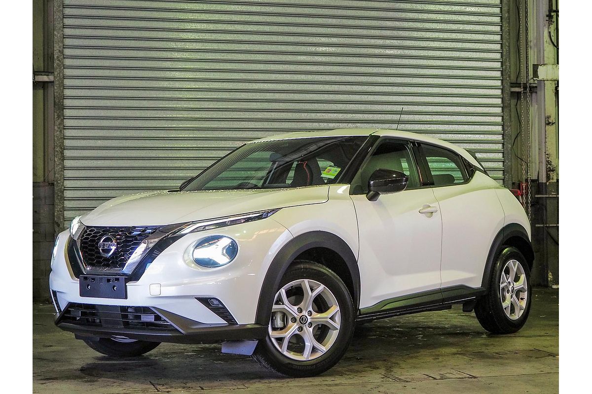 2024 Nissan JUKE ST F16