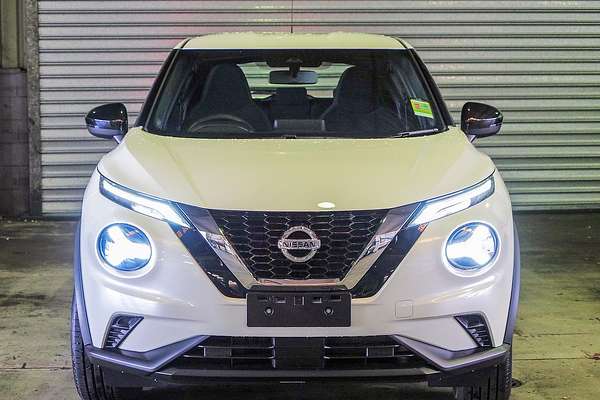 2024 Nissan JUKE ST F16