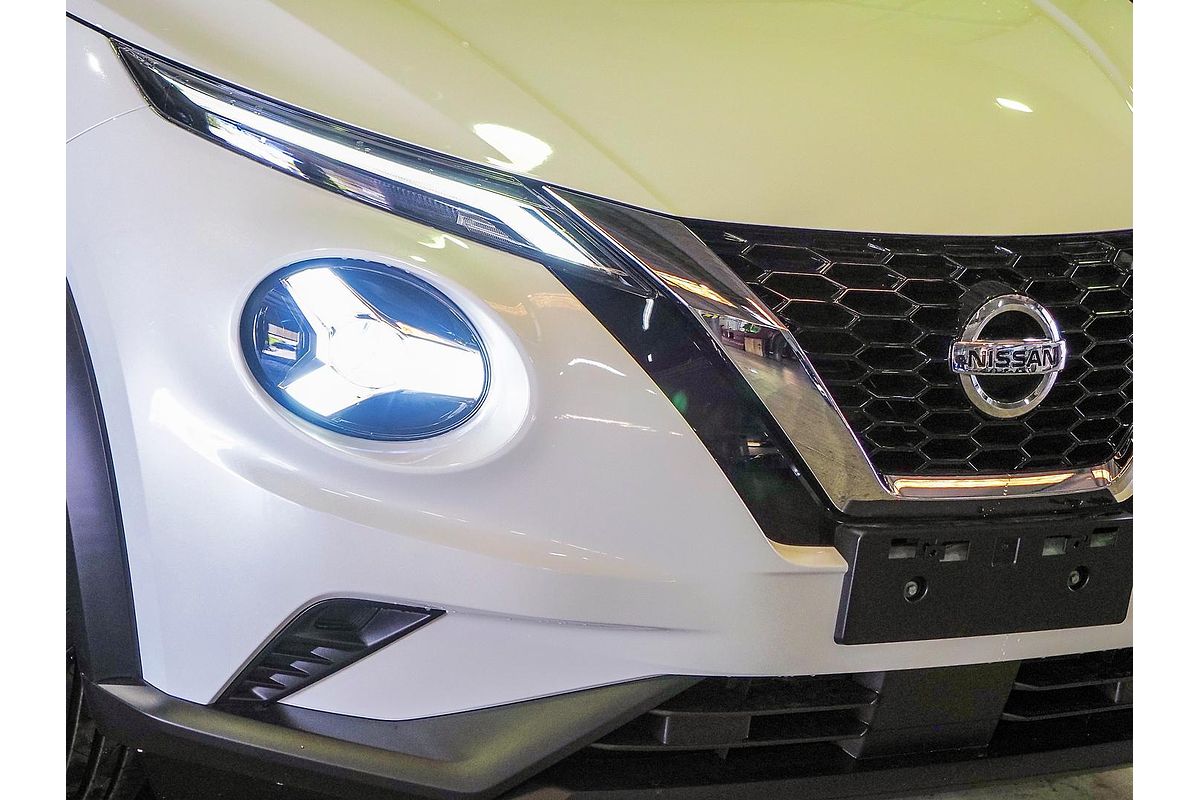 2024 Nissan JUKE ST F16
