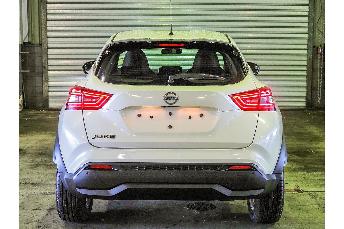 2024 Nissan JUKE ST F16