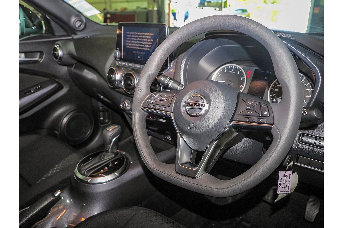 2024 Nissan JUKE ST F16