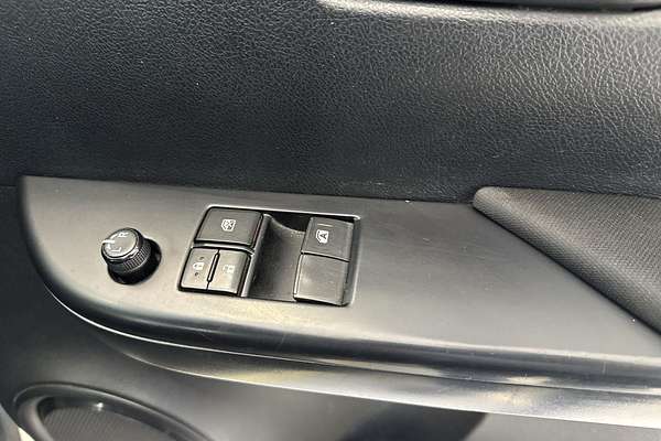 2020 Toyota Hilux Workmate TGN121R 2WD