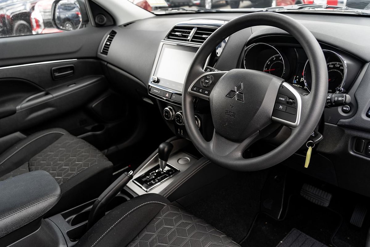 2024 Mitsubishi ASX ES XD