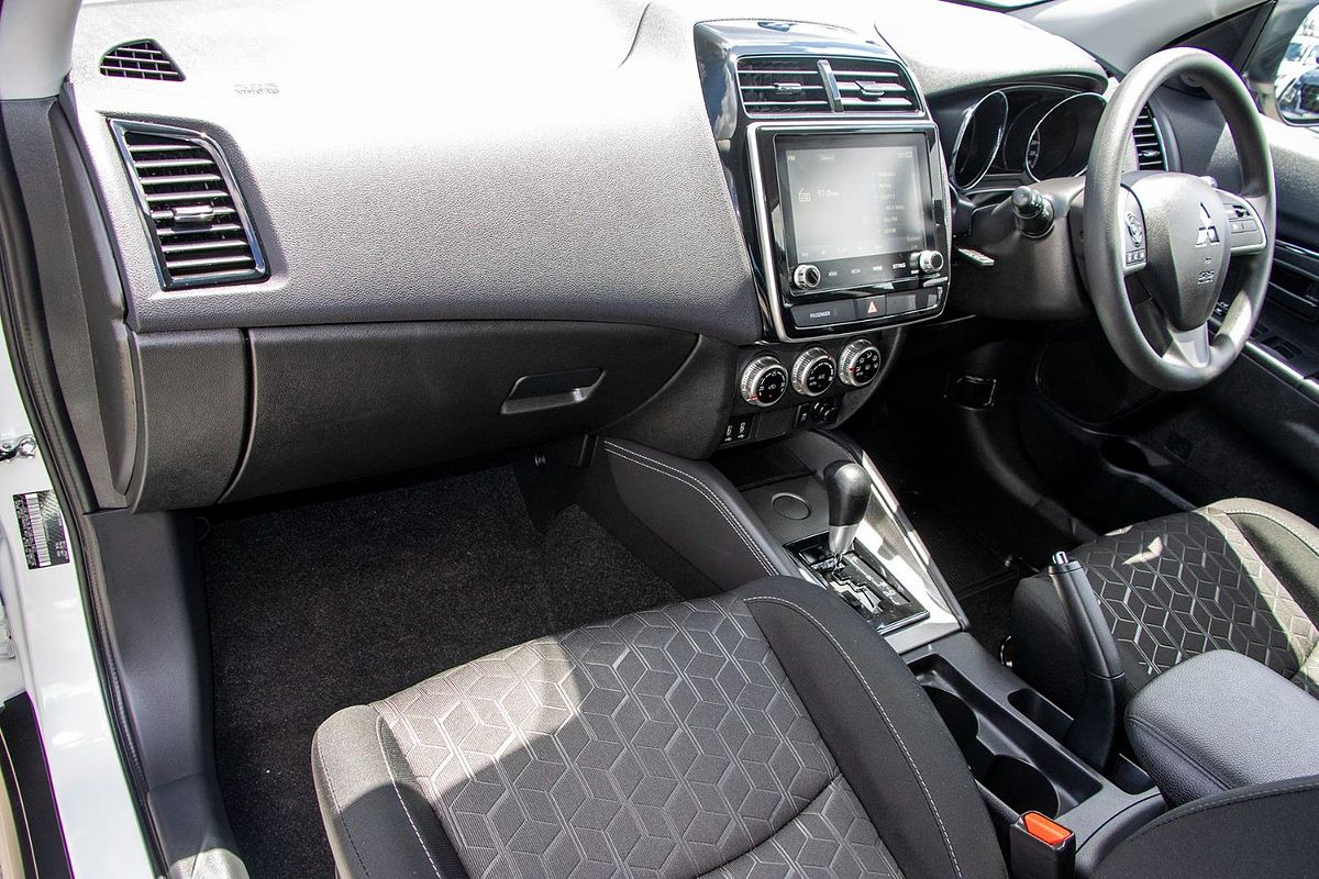2024 Mitsubishi ASX ES XD