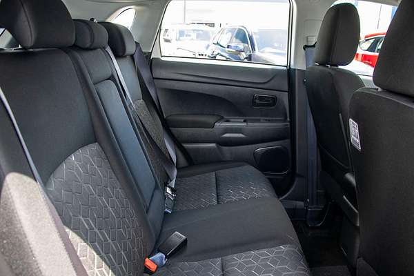 2024 Mitsubishi ASX ES XD