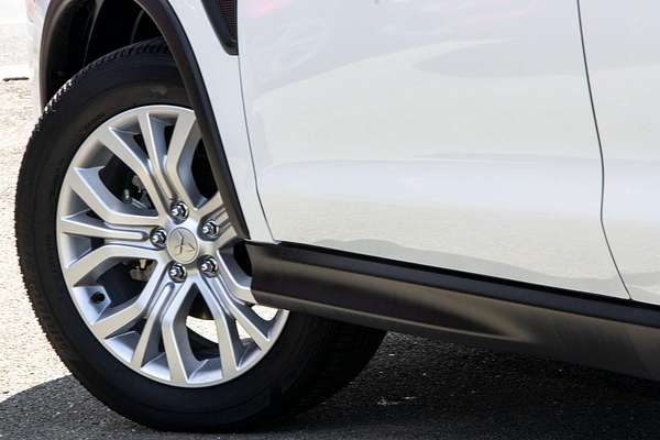 2024 Mitsubishi ASX ES XD