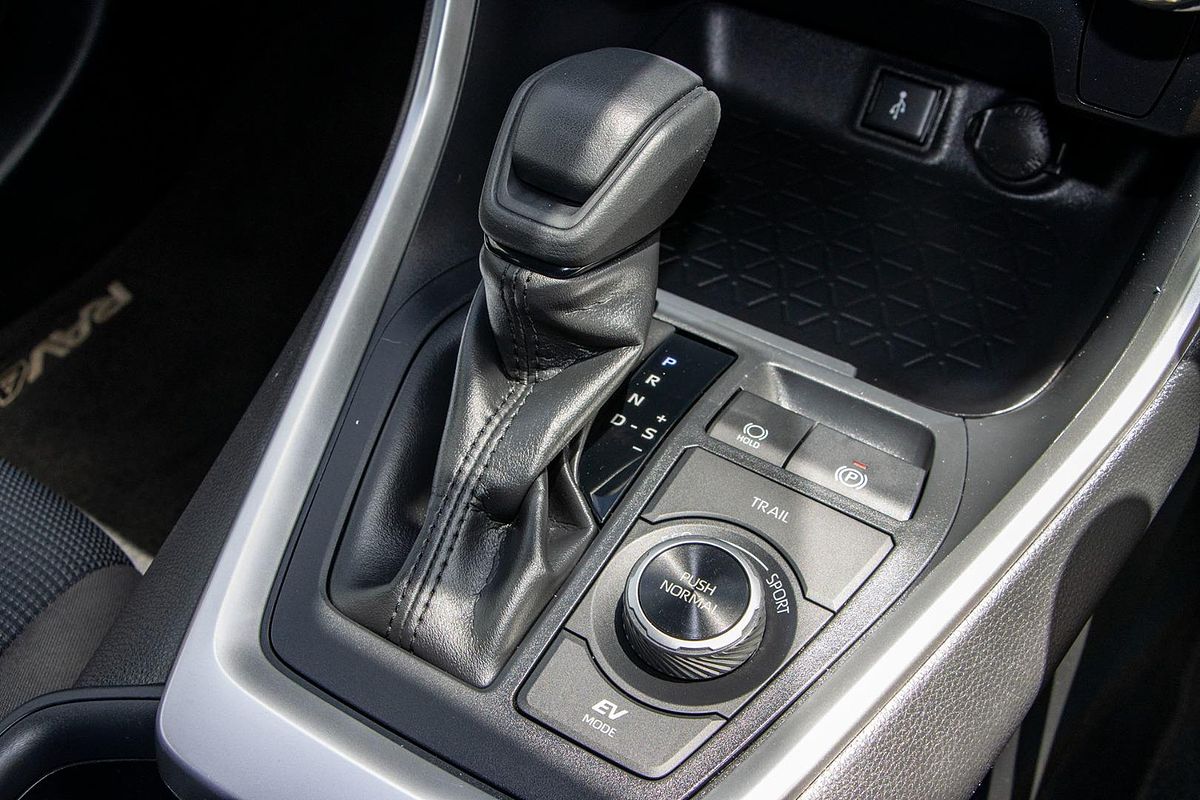 2020 Toyota RAV4 GX AXAH52R