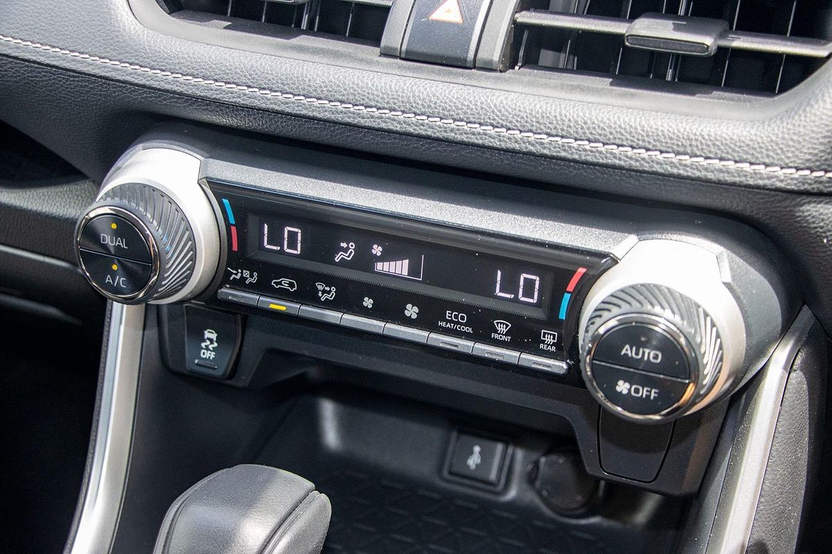 2020 Toyota RAV4 GX AXAH52R
