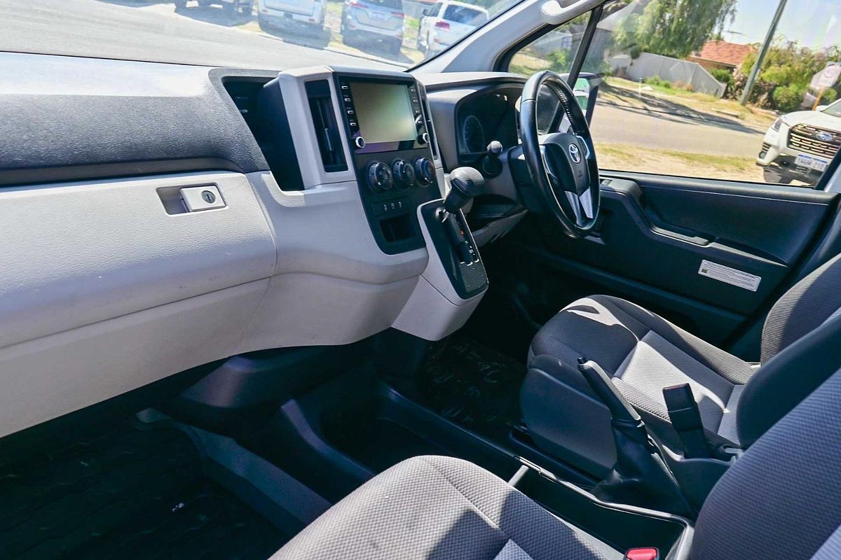 2021 Toyota Hiace GDH320R
