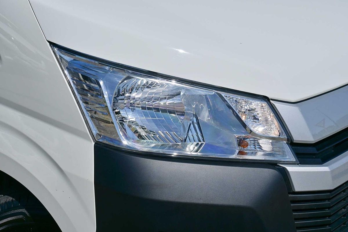 2021 Toyota Hiace GDH320R