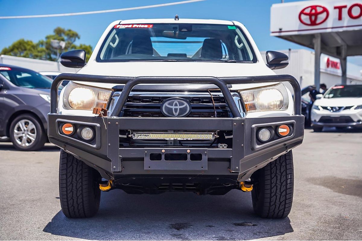 2020 Toyota Hilux SR GUN126R 4X4