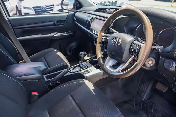 2020 Toyota Hilux SR GUN126R 4X4