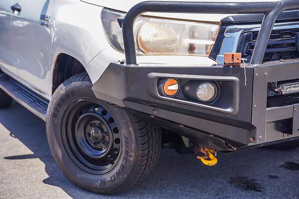 2020 Toyota Hilux SR GUN126R 4X4