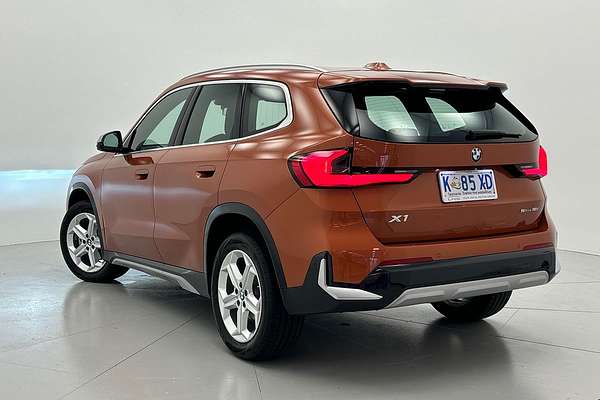 2023 BMW X1 sDrive18i U11