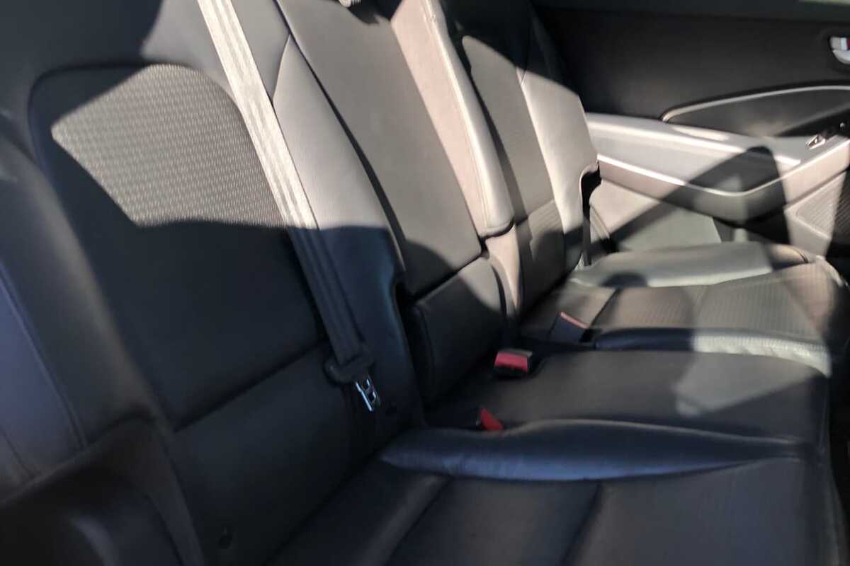 2013 Hyundai SANTA FE Highlander DM