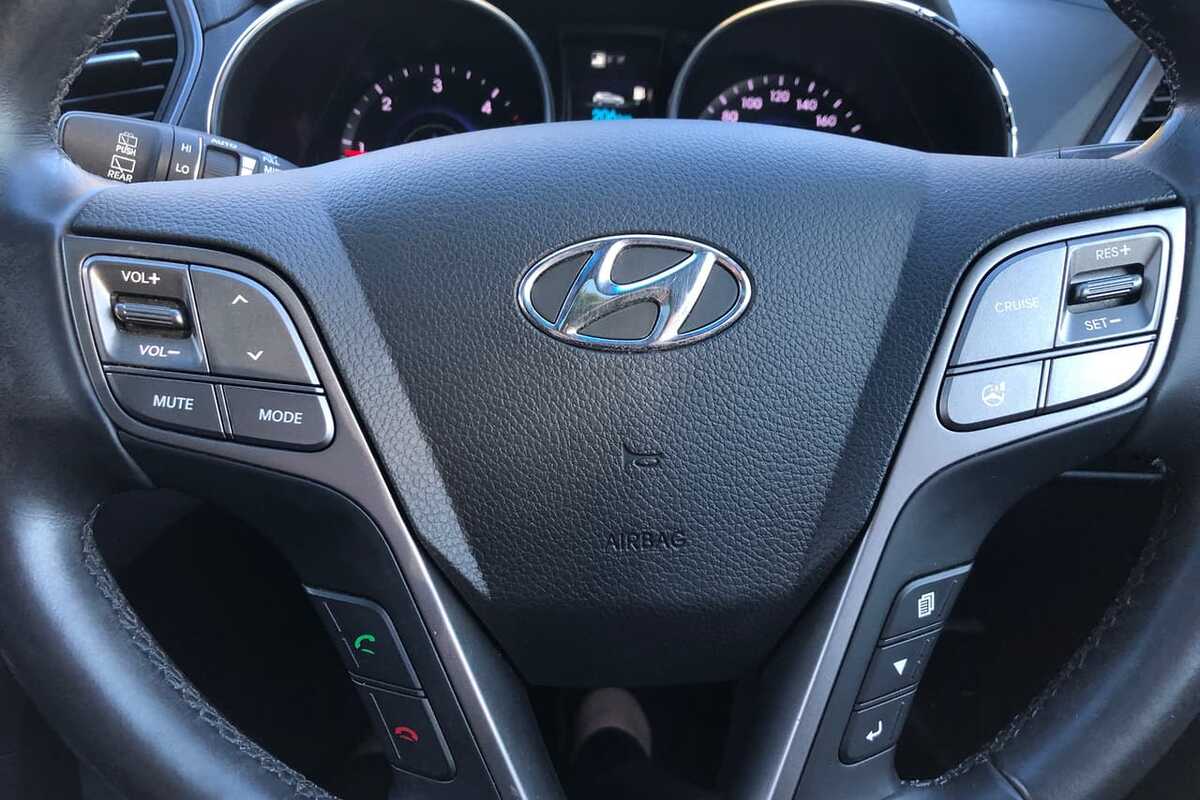 2013 Hyundai SANTA FE Highlander DM