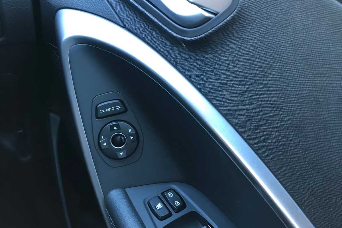 2013 Hyundai SANTA FE Highlander DM
