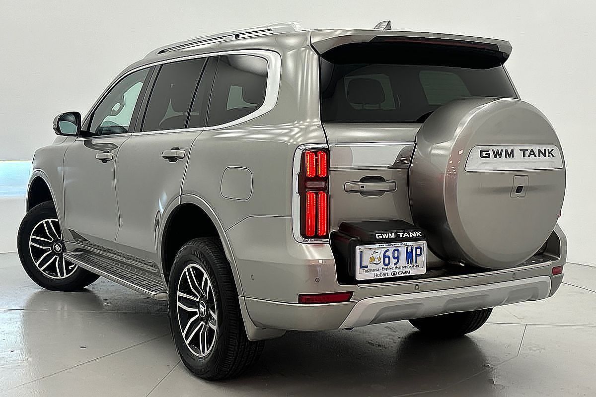 2024 GWM Tank 300 Lux Hybrid P01