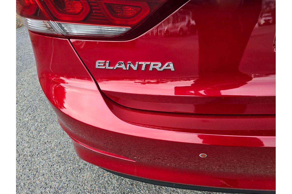 2018 Hyundai Elantra Elite AD