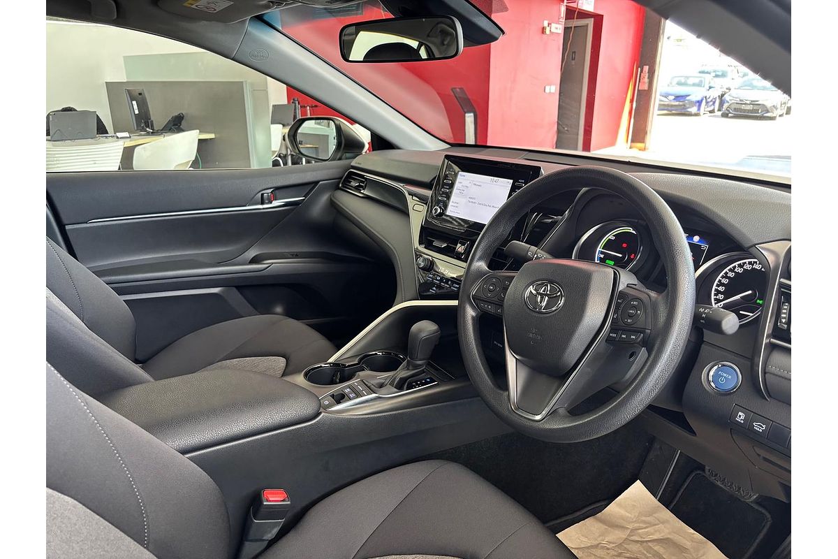 2021 Toyota Camry Ascent AXVH70R