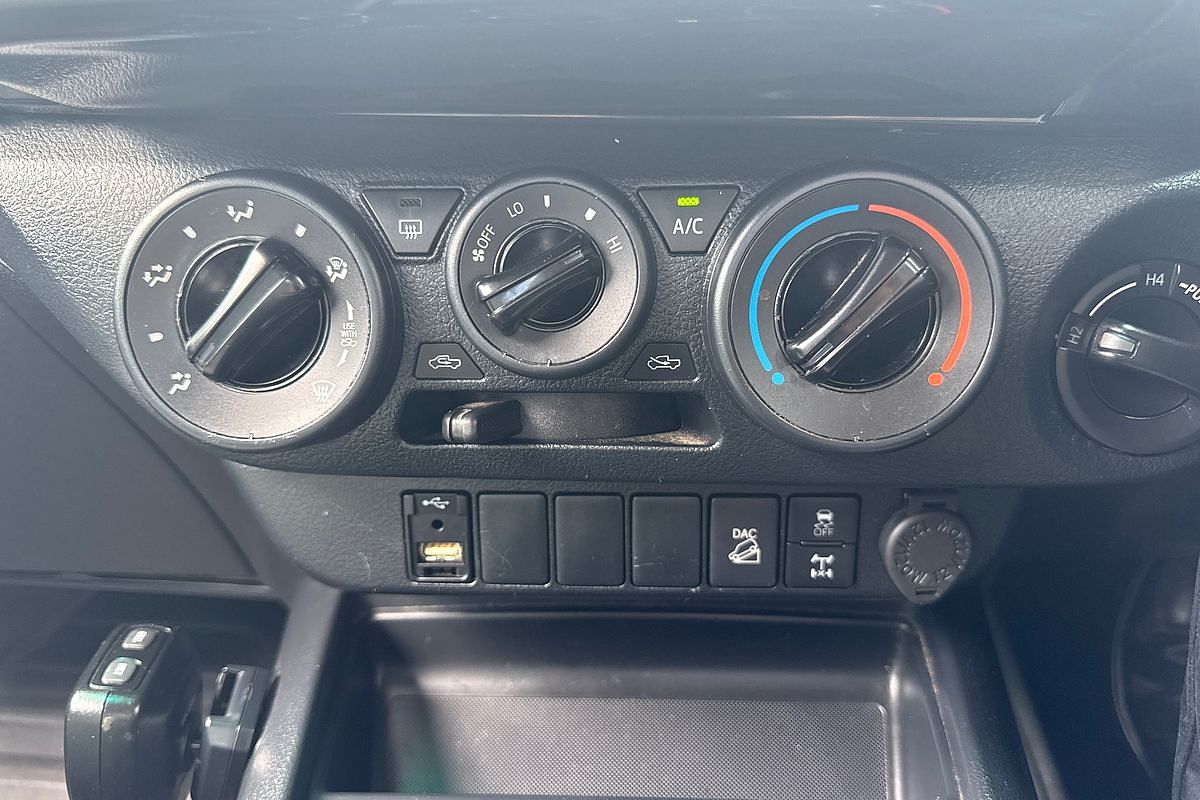 2021 Toyota Hilux SR GUN126R 4X4