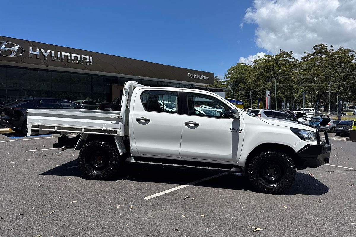 2017 Toyota Hilux SR GUN126R 4X4