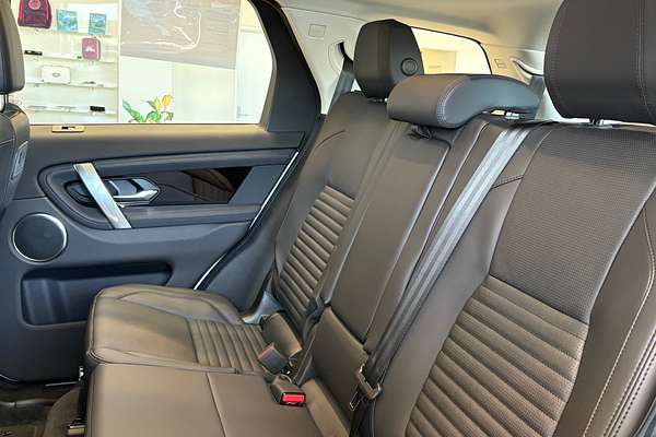 2024 Land Rover Discovery Sport P200 S L550
