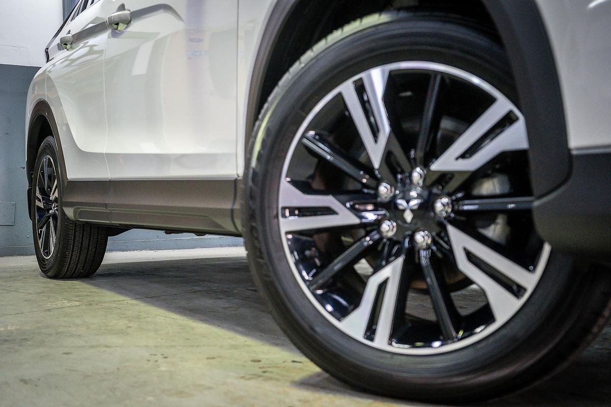 2022 Mitsubishi Eclipse Cross ES YB