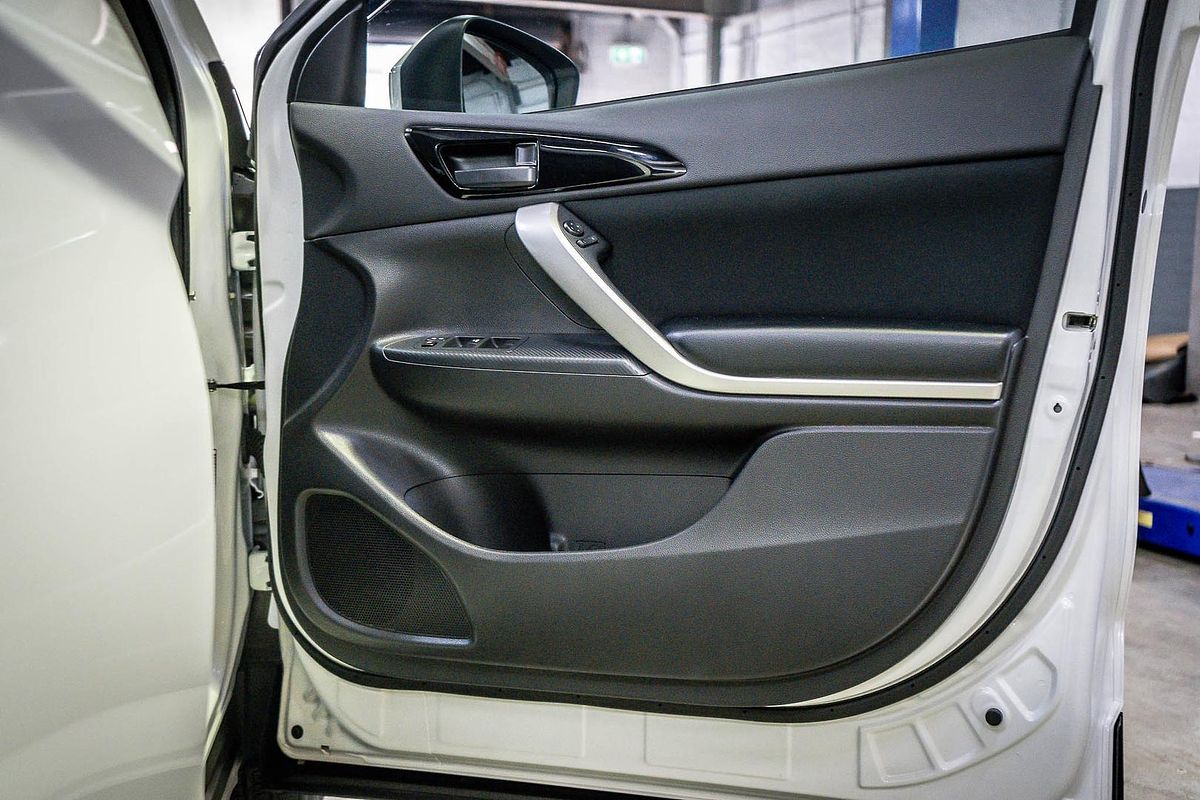 2022 Mitsubishi Eclipse Cross ES YB