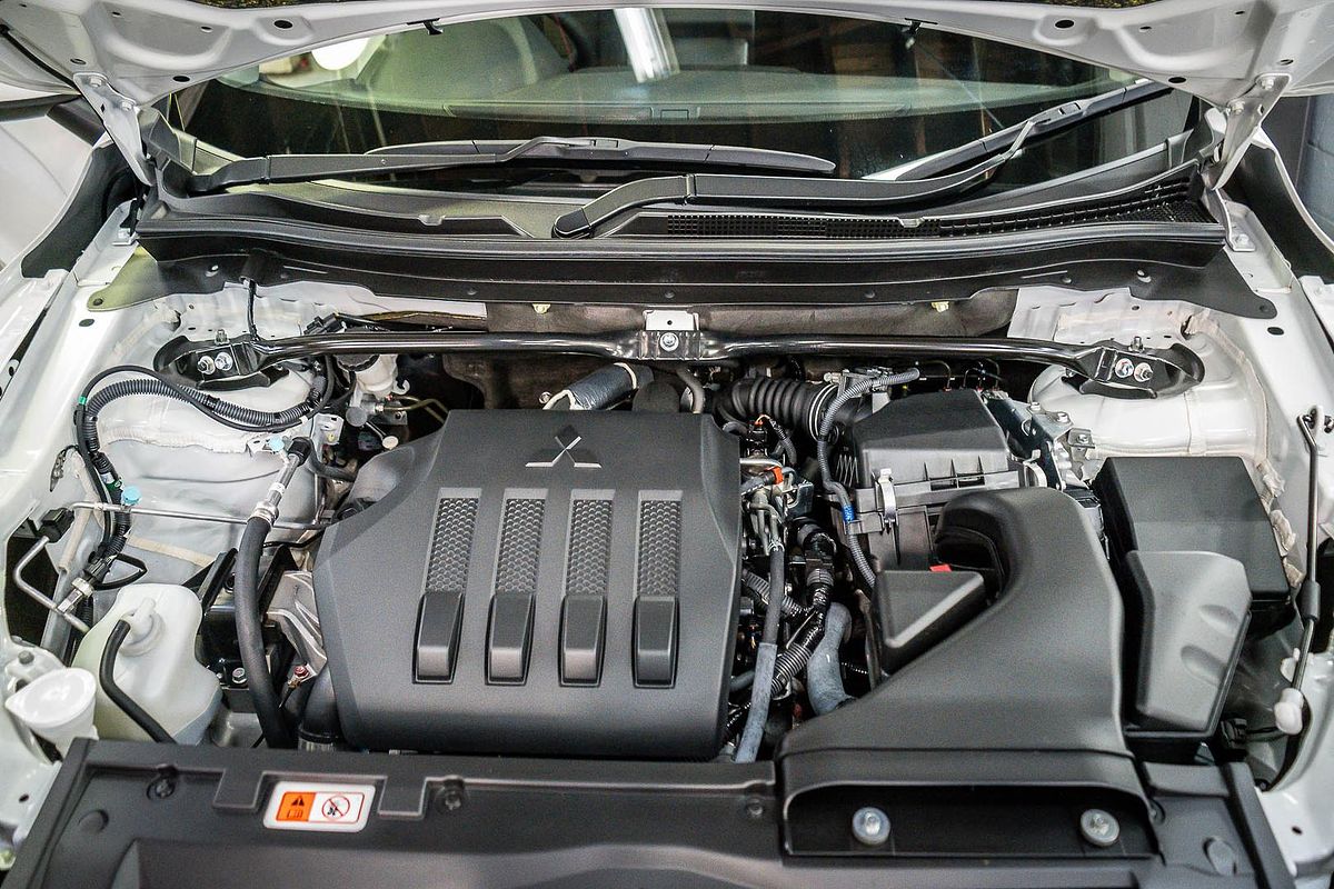 2022 Mitsubishi Eclipse Cross ES YB