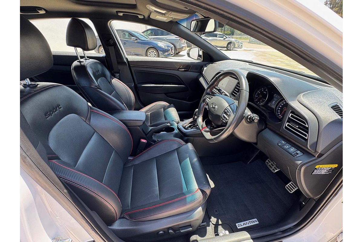 2019 Hyundai Elantra Sport Premium AD.2