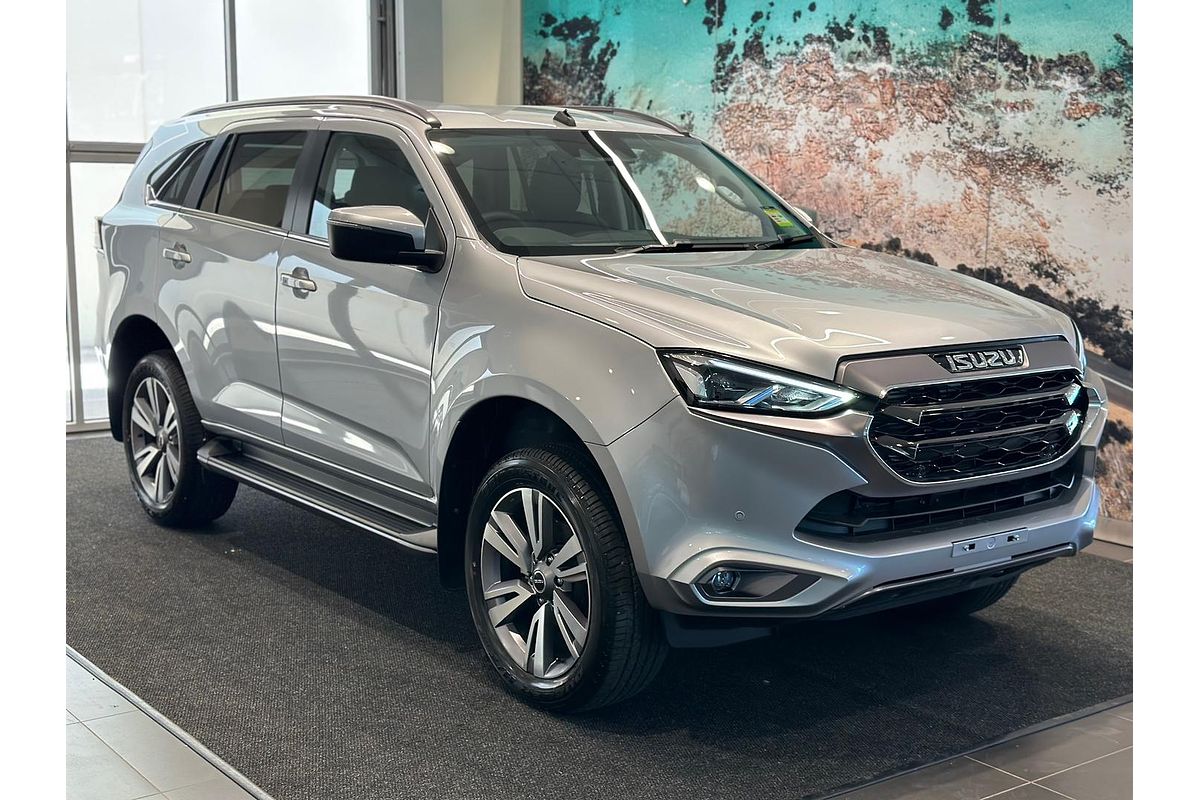 2024 Isuzu MU-X LS-T