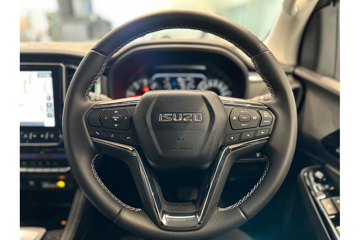 2024 Isuzu MU-X LS-T