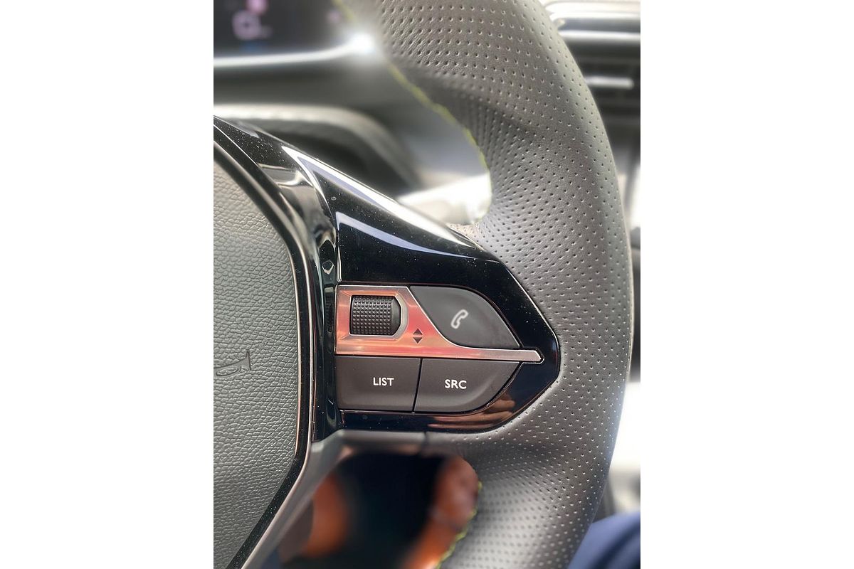 2023 Peugeot 2008 GT P24
