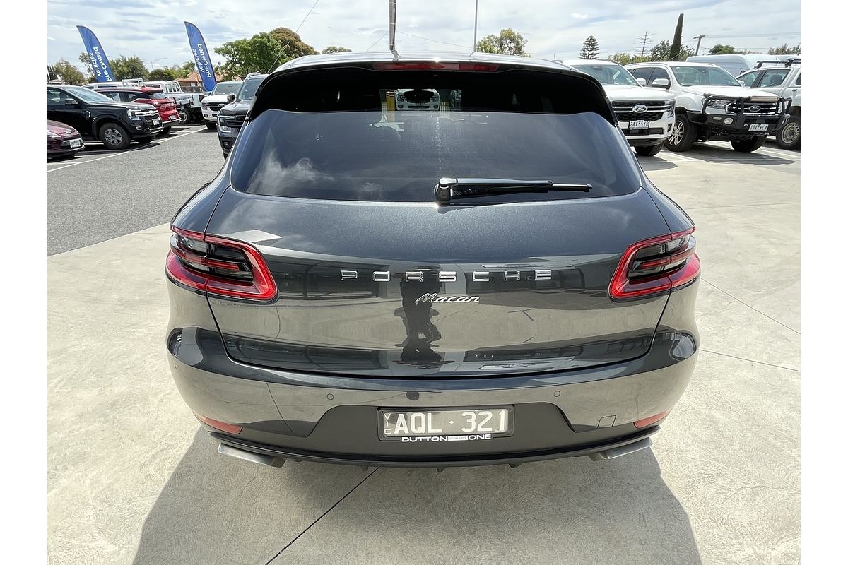 2017 Porsche Macan 95B