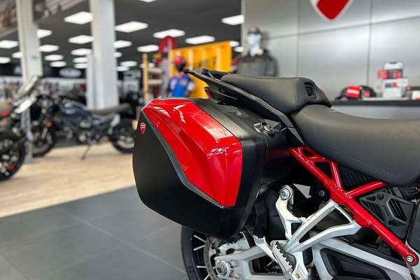 2022 Ducati MULTISTRADA V4S TRAVEL & RADAR - SPOKED WHEELS